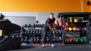 КАЖДЫЙ МУЖЧИНА ДОЛЖЕН ПОПРОБОВАТЬ ЭТУ ТРЕНИРОВКУ С ПУДОВОЙ КУВАЛДОЙ!