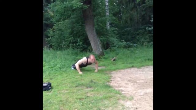 Уличные тренировки с Дружиной города Гатчина_лето 2013 смотреть онлайн