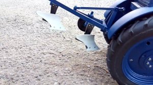 RC модель трактора Т-40 готов пахать.