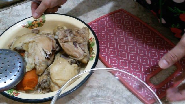 Холодец из говяжьих ножек и куриных бедер. Без желатина . смотреть онлайн