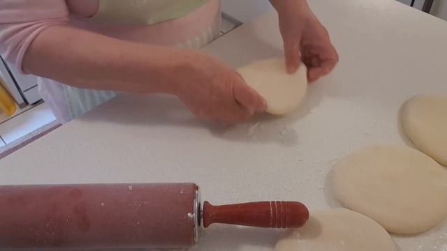 Чуду!Тонкие лепешки с начинкой!