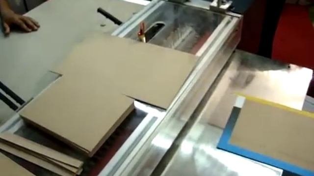 MEGABOUND Active Крышкоделательная машина
