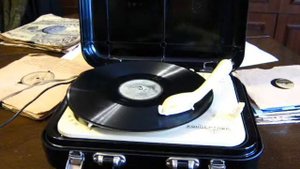 Владимир Коралли - Трое любимых (1940)