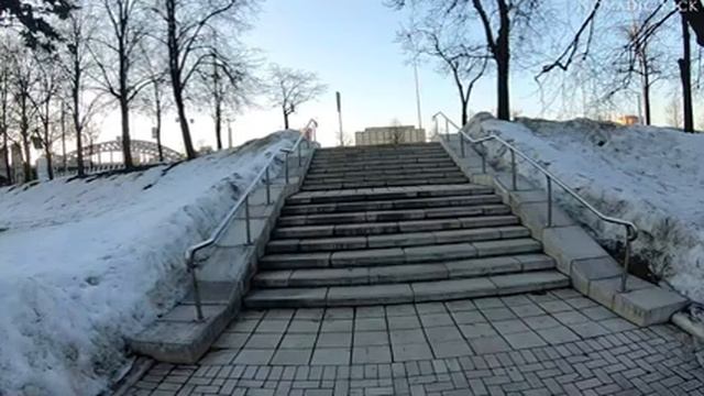 Exploring Pushkinskiy Most Bridge in Moscow, Russia पुष्किंस्की मोस्टमास्को, रूस में पुल Russia 11 смотреть онлайн