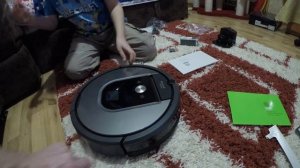 Обзор на пылесос IRobot Roomba 960 (робот- пылесос)