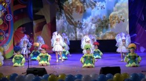 Красивый танец "Цветов" на 8 марта/ Танцы в детском саду