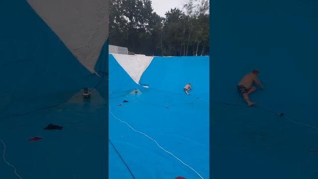 Строительство пруда в отделке пленкой ПВХ. Пруд-Бассейн сварка пленки