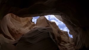 Пикник - Там на самом на краю Земли (3 - версии)