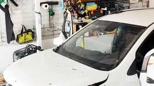 Купил нож и забыл про струну. Как быстро вырезать стекло в одного.