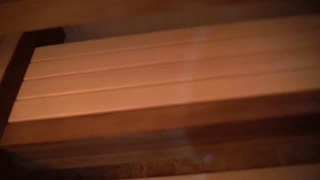 Парная с мрамором и можжевеловым панно! Уникальная печь Ферингер! смотреть онлайн