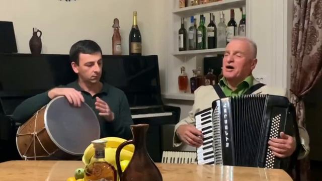 МАКИЧ Човдарский