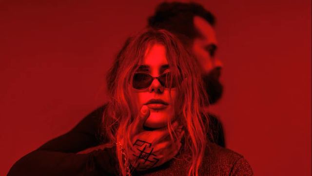 KAZKA - Плакала (Remix 2019) смотреть онлайн