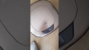 Робот пылесос lg HOM-BOT SKWER