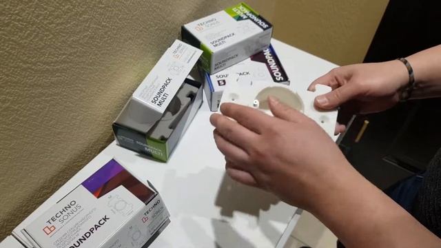 Звукоизоляция розеток | Звукоизоляционные подрозетники SoundPack от ТехноСонус смотреть онлайн