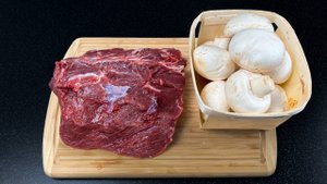 Мало кто так готовит говядину. Вкусный ужин из самых простых продуктов.