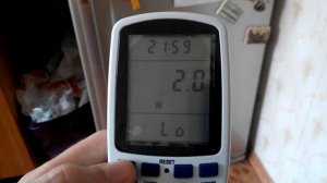 Холодильник Toshiba GR-R49TR ворует ваши деньги круглые сутки.