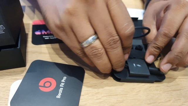 NEW BEATS FIT PRO TRUE WIRELESS EARBUDS UNBOXING AND REVIEW VIDEO|BETTER THAN AIRPODS?|AIRPODS PRO смотреть онлайн