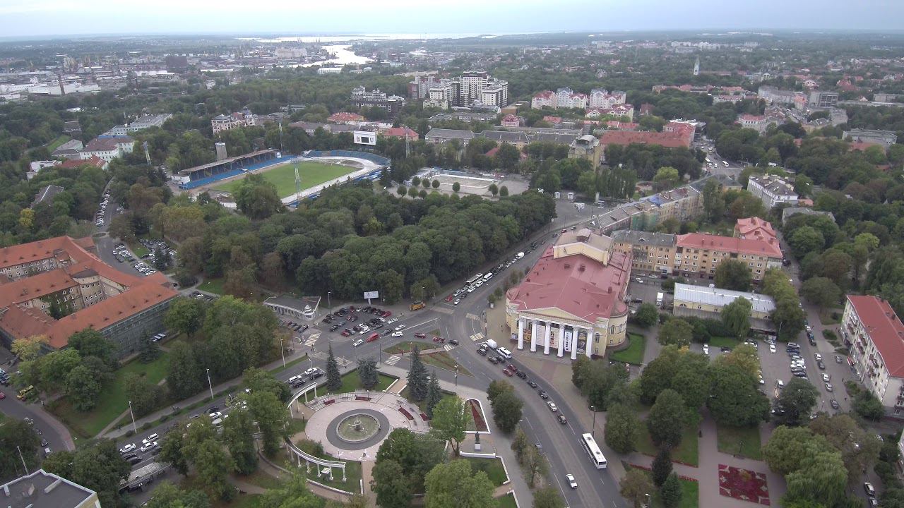 Аэросъемка Драмтеатр, Музыкальный Фонтан, Памятник Шиллеру, стадион Балтика, Калининград смотреть онлайн