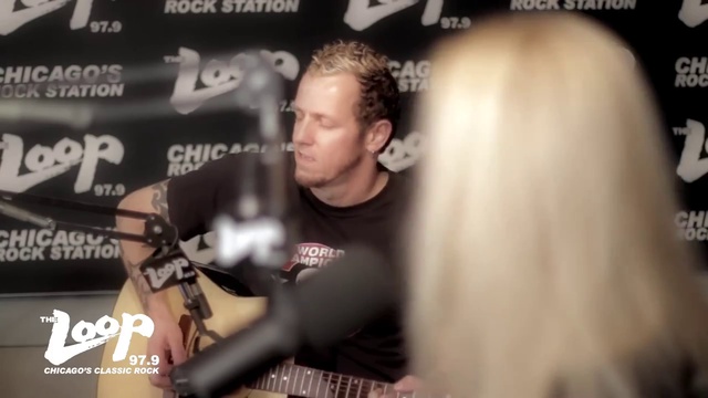 Lita Ford - 'Close My Eyes Forever' - Live at The Loop смотреть онлайн