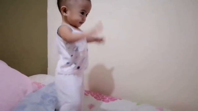 Perl dancing Animal Dance by Cocomelon смотреть онлайн