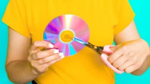 Секретные Домики под Кроватью | Четыре Цвета Челлендж от Fun Challenge