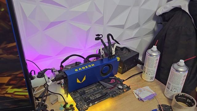 Тест видеокарты AMD Vega Frontier Edition 16GB смотреть онлайн