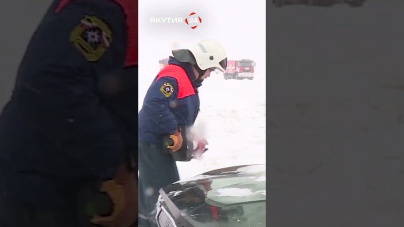 Учения «Ледовая переправа» в Якутии/Exercise «Ice crossing» in Yakutia #якутия #россия #учения