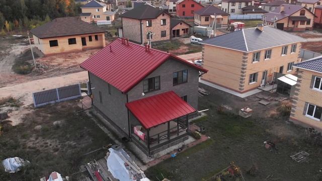 Каркасный дом 150 м2 несколько лет спустя. Фасад Хауберк, кровля фальцевая. Смотрим, обсуждаем