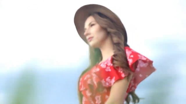 Backstage Девушка в шляпке смотреть онлайн