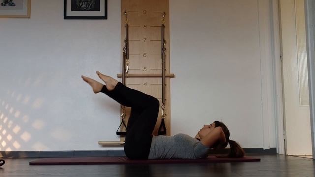 15 min | PILATES | Débutant смотреть онлайн
