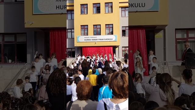 День учителя в Турецкой школе#shorts#турция#анталия#переездвтурцию#школывтурции#образованиевтурции