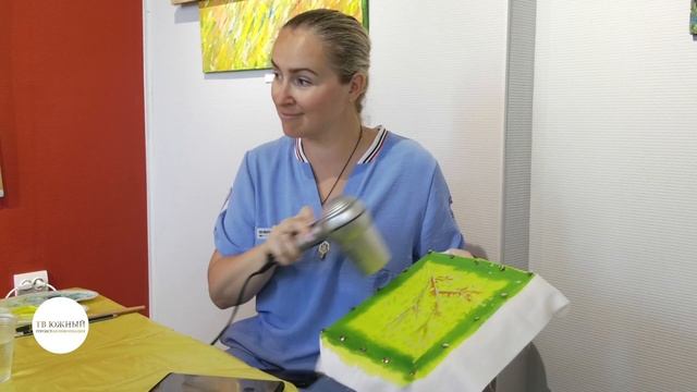 В Южненской городской галерее прошел мастер-класс по технике горячий батик смотреть онлайн
