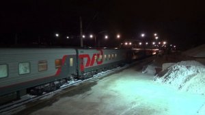 ЭП1М-388 с пассажирским поездом, ст.Ижевск