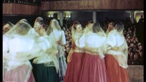 _“Ой, цветёт калина_“ - Фильм _“Кубанские казаки_“.mp4