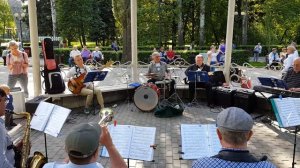 "Белеет мой парус" - оркестр "Звезды ретро"