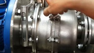 Работа насоса с двойным торцевым уплотнением.