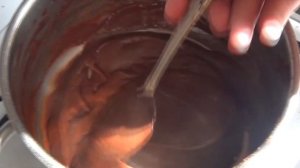 Как сделать шоколадку глазурь?!