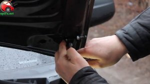 Установка упоров / амортизаторов капота на Hyundai Tucson JM 1 от upora.net