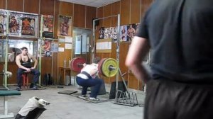 Squat  day. Try  to lift 265kg @ 96kg 08 03 2012