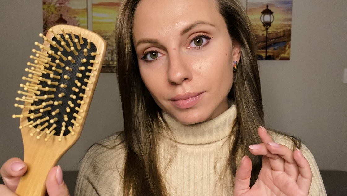 Асмр расчесывание волос. Anastasia Whisper. Anastasia Whisper ASMR. АСМР массаж. ASMR Coconut Therapy - ASMR hair brushing and massage.