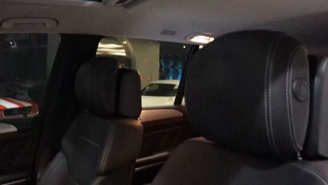 Mercedes GL 500 BlueEfficiency 2014 Prata - Interior смотреть онлайн