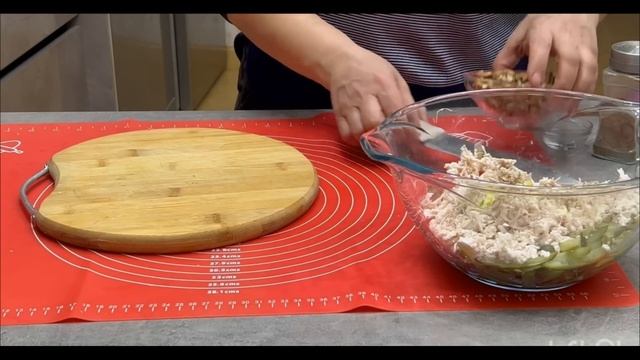 Вкуснятина за Минуты Сытно и Вкусно Мамины рецепты Салата Рекордсмен по простоте Удивил Всех смотреть онлайн