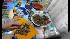 ОЧЕНЬ ВКУСНАЯ СОЛЯНКА С ГРИБАМИ НА ЗИМУ!