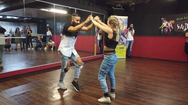 Rhythm Of The Night - Dj Khalid- Lee y Sabi Bachata Social Acrobatics смотреть онлайн