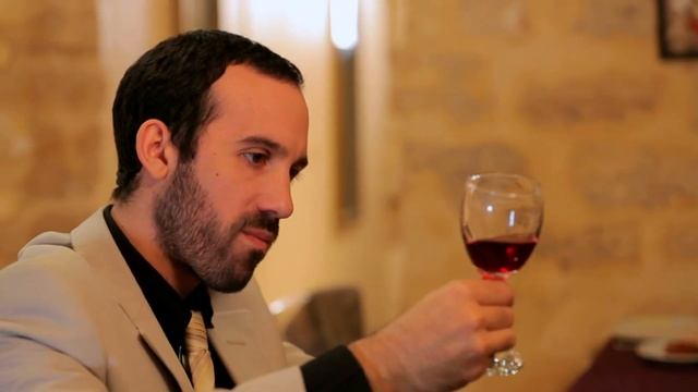 Разговорные темы на французском. Ресторан. Скандал. Sujet de conversation Au restaurant смотреть онлайн