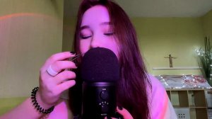 асмр  *звуки рта, визуалка, поцелуи, близкий шепот*