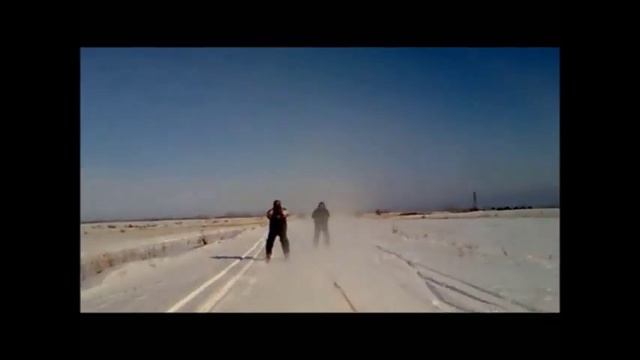 100 км.ч. на лыжах за машиной.wmv смотреть онлайн