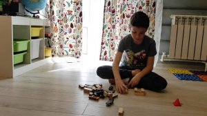 Строим гаражи из дженги для машинок хотвилс