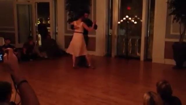 Aja Fenn and Luis Carpi - Argentine Tango. No vuelvas Maria смотреть онлайн