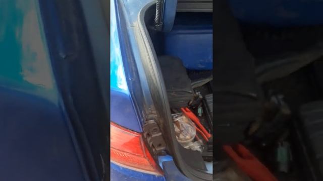 замена лампы стоп сигнала киа рио 4. смотреть онлайн